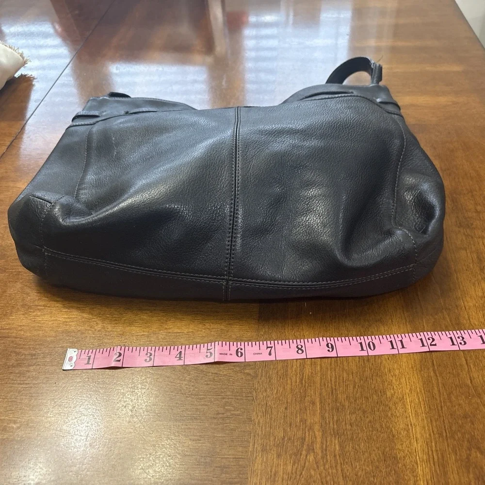 JJill Black Leather Shoulder Bag Purse Handbag Magnet Closure - Picture 9 of 13